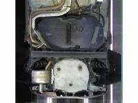 Toyota VITZ лот № 70362 оценка 3.5  с аукциона в Японии 9