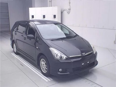 Toyota WISH  с аукциона в Японии