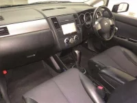 Nissan TIIDA лот № 70390 оценка 3  с аукциона в Японии 3