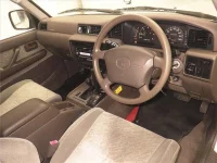 Toyota LAND CRUISER лот № 8480 оценка 3.5  с аукциона в Японии 2