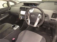 Toyota PRIUS ALPHA лот № 70429 оценка 3  с аукциона в Японии 2