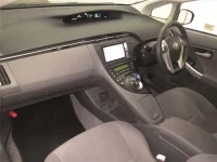 Toyota Prius лот № 60369 оценка 3.5  с аукциона в Японии 3