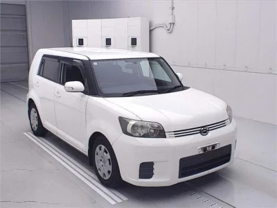 Toyota COROLLA RUMION