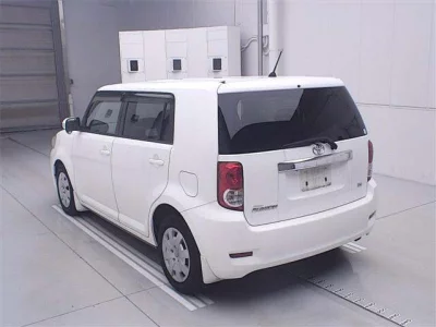 Toyota COROLLA RUMION