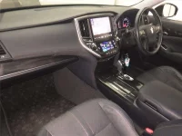 Toyota CROWN лот № 30131 оценка 3.5  с аукциона в Японии 3