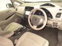 Nissan LEAF лот № 70499 оценка 3.5  с аукциона в Японии 2