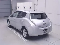 Nissan LEAF лот № 70499 оценка 3.5  с аукциона в Японии 1