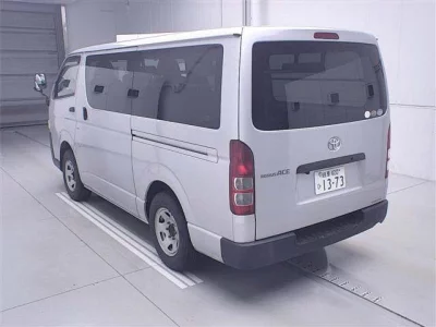 Toyota REGIUS ACE VAN