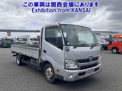 Toyota DYNA  с аукциона в Японии