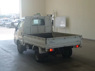 Nissan VANETTE TRUCK  с аукциона в Японии