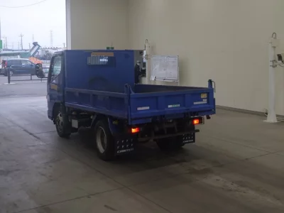 Mitsubishi Fuso Canter