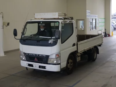 Mitsubishi Fuso Canter