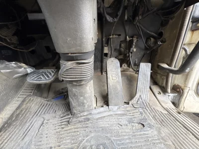 Nissan Big Thumb
