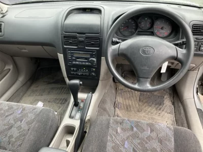 Toyota CALDINA  с аукциона в Японии