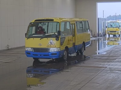 Toyota COASTER