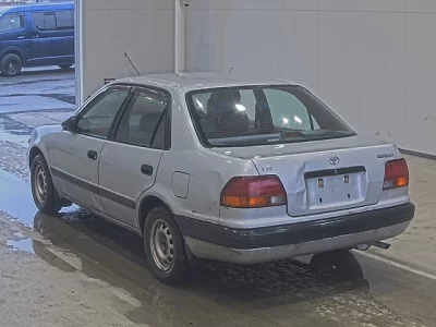 Toyota COROLLA  с аукциона в Японии
