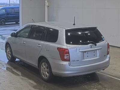 Toyota COROLLA FIELDER  с аукциона в Японии