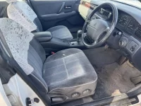 Toyota CROWN лот № 20304 оценка 3.5  с аукциона в Японии 7