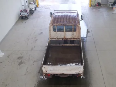 Toyota DYNA  с аукциона в Японии