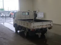 Toyota DYNA лот № 1636 оценка 2  с аукциона в Японии 1