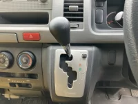 Toyota HIACE VAN лот № 20194 оценка 3.5  с аукциона в Японии 4