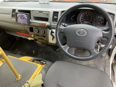 Toyota HIACE VAN  с аукциона в Японии
