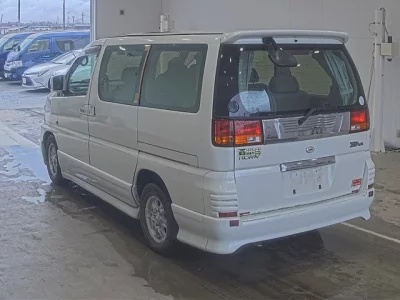 Nissan Elgrand