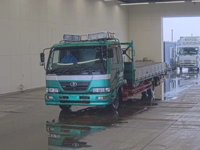Nissan CONDOR