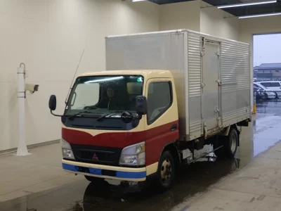 Mitsubishi Fuso Canter