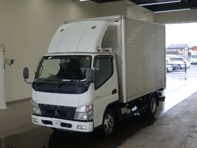 Mitsubishi Fuso Canter