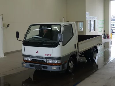 Mitsubishi Fuso Canter