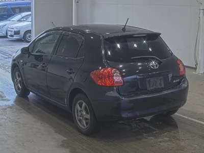 Toyota AURIS  с аукциона в Японии