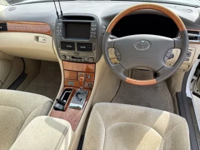 Toyota Celsior