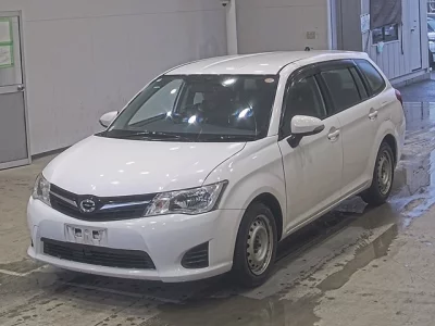 Toyota COROLLA FIELDER  с аукциона в Японии