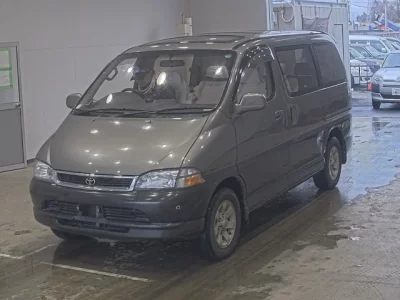 Toyota GRANVIA  с аукциона в Японии