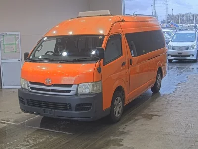 Toyota HIACE  с аукциона в Японии
