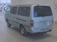Toyota HIACE VAN лот № 20064 оценка 3.5  с аукциона в Японии 1