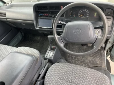 Toyota HIACE VAN  с аукциона в Японии