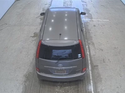 Toyota ISIS  с аукциона в Японии