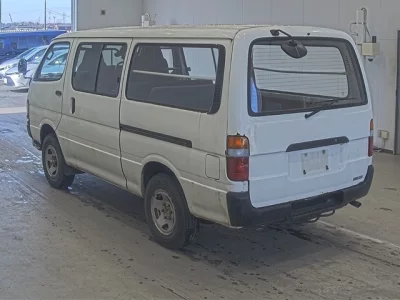 Toyota HIACE VAN  с аукциона в Японии