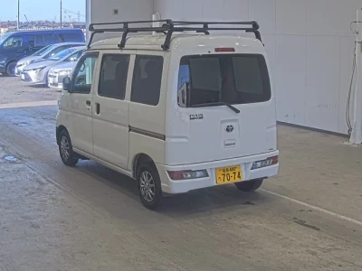 Toyota PIXIS VAN  с аукциона в Японии