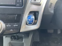 Toyota PRIUS ALPHA лот № 20536 оценка 3.5  с аукциона в Японии 4