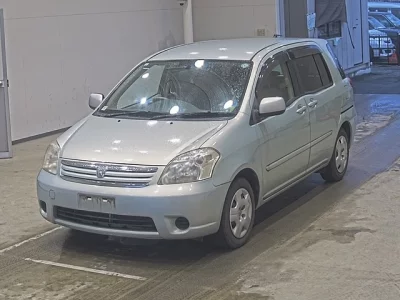 Toyota RAUM  с аукциона в Японии