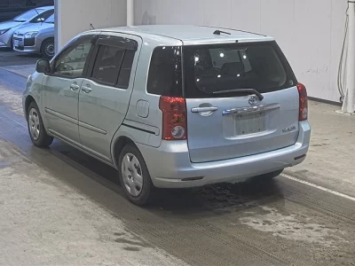 Toyota RAUM  с аукциона в Японии