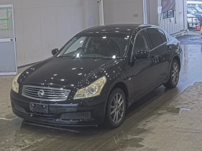 Nissan SKYLINE  с аукциона в Японии