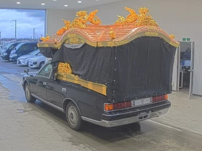 Toyota CENTURY  с аукциона в Японии