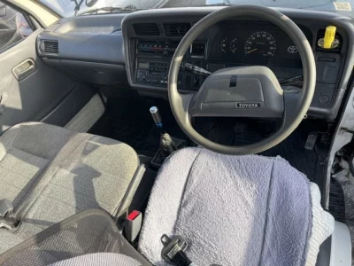 Toyota HIACE VAN  с аукциона в Японии