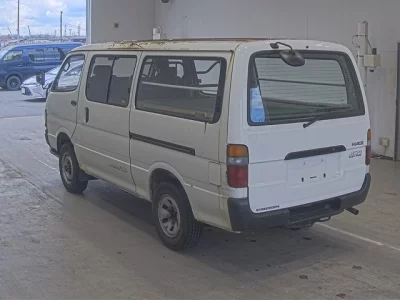 Toyota HIACE VAN  с аукциона в Японии