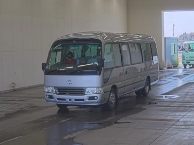 Toyota COASTER