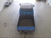 Toyota DYNA лот № 76 оценка R  с аукциона в Японии 2